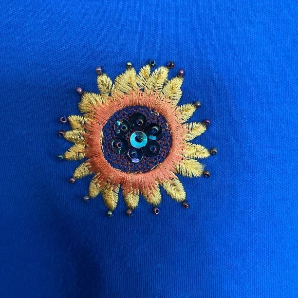 Vintage Morgan Cole Beaded and Embroidered Sunflower Tee - Picture 4 of 6